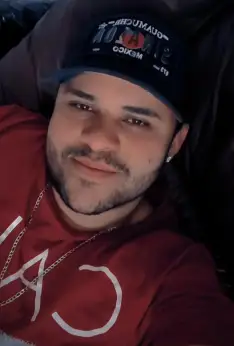 Federico 28 años Escort independiente en Flor de Maroñas Uruguay