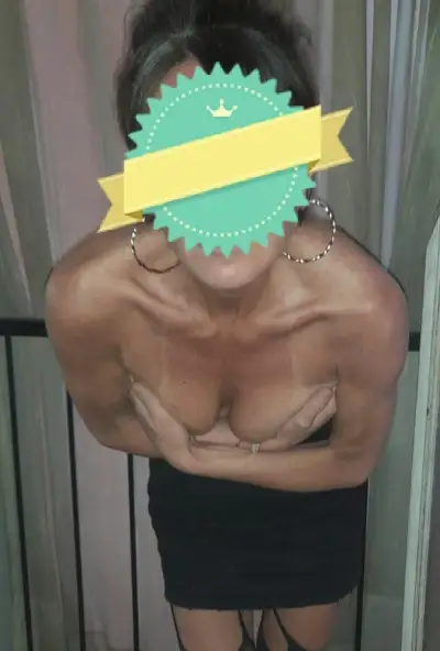 Silvana Vip 49 años - Escort independiente Tres Cruces, Uruguay